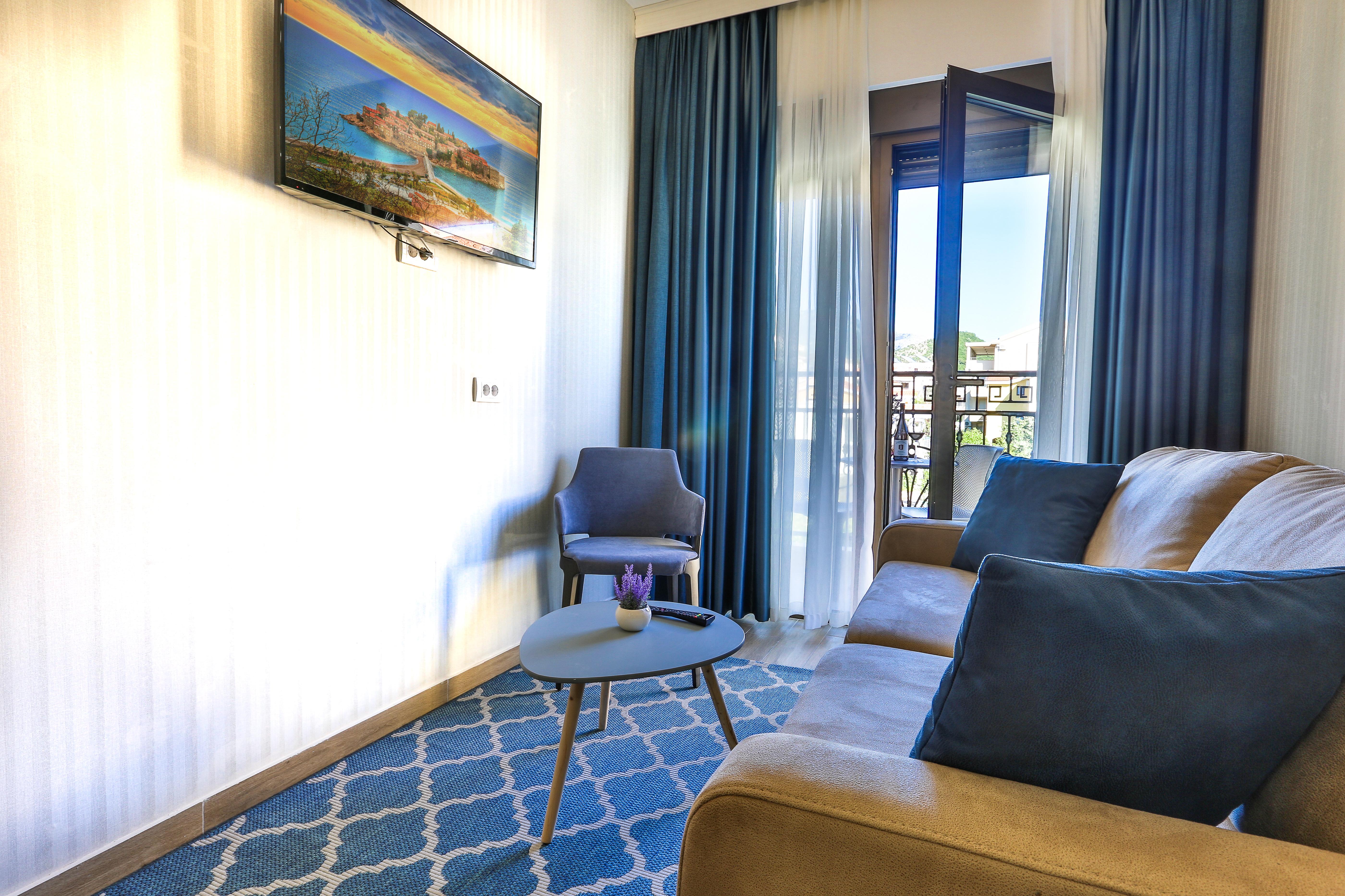 Hotel Harmony By Aycon Petrovac na moru Exterior foto