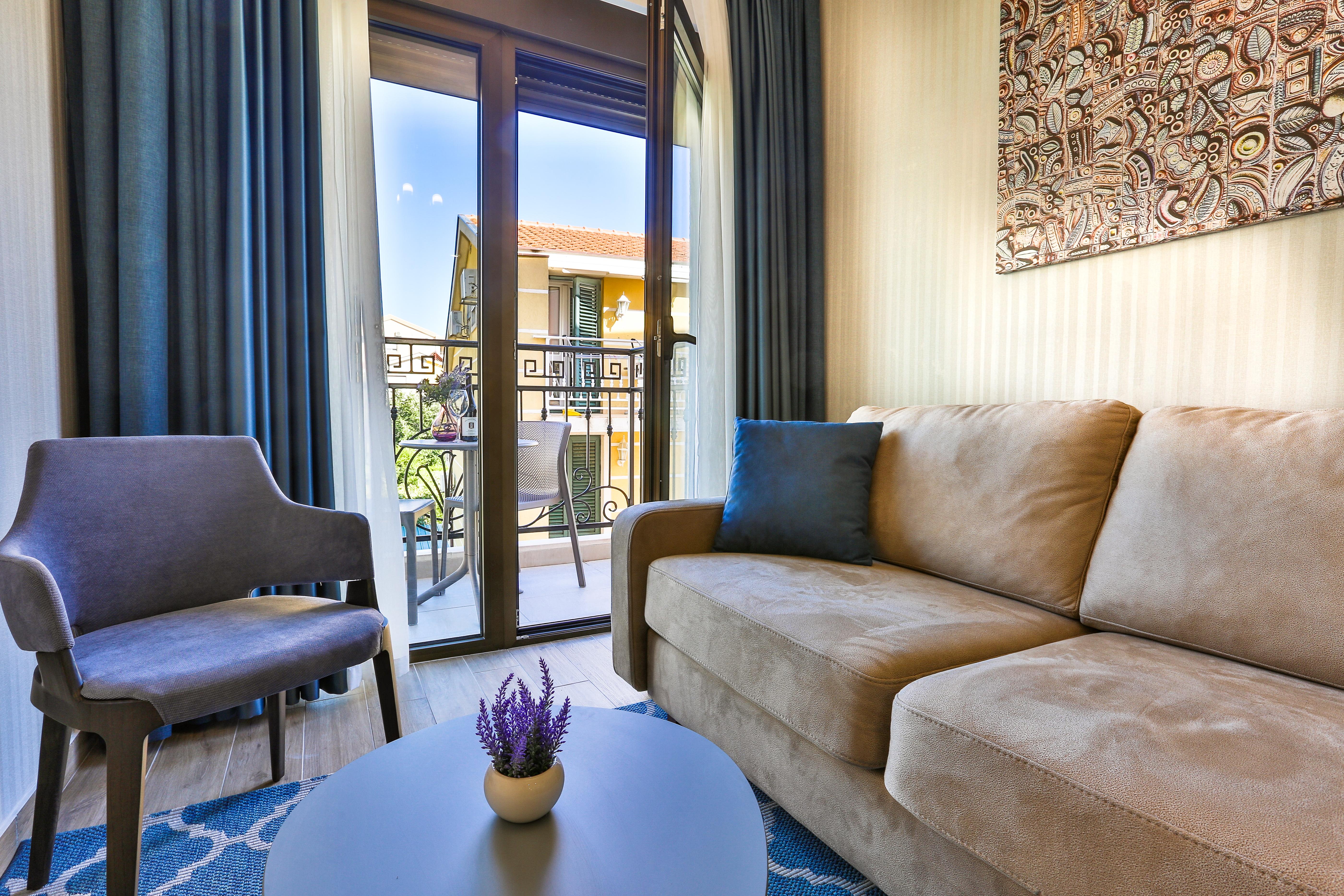 Hotel Harmony By Aycon Petrovac na moru Exterior foto