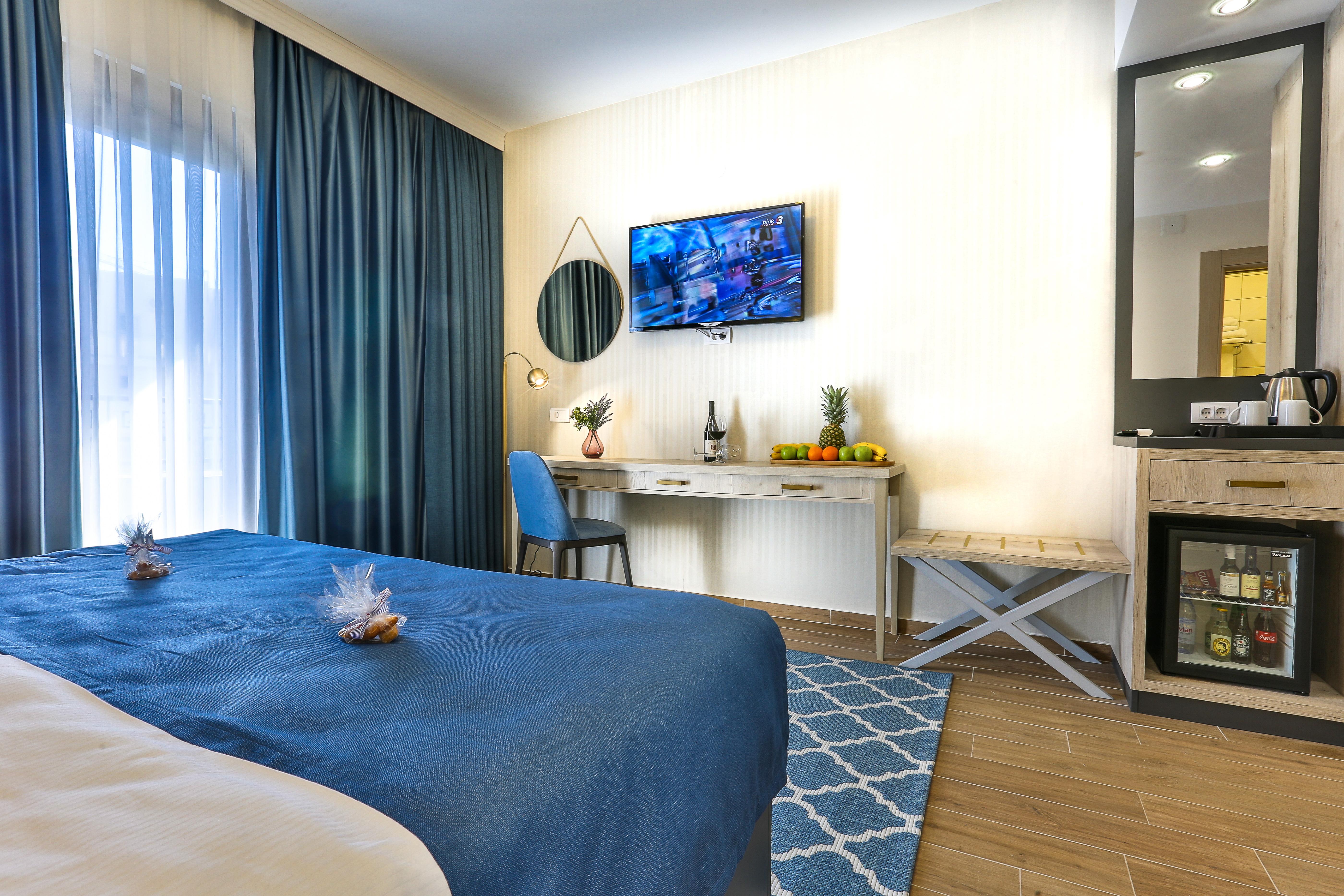 Hotel Harmony By Aycon Petrovac na moru Exterior foto