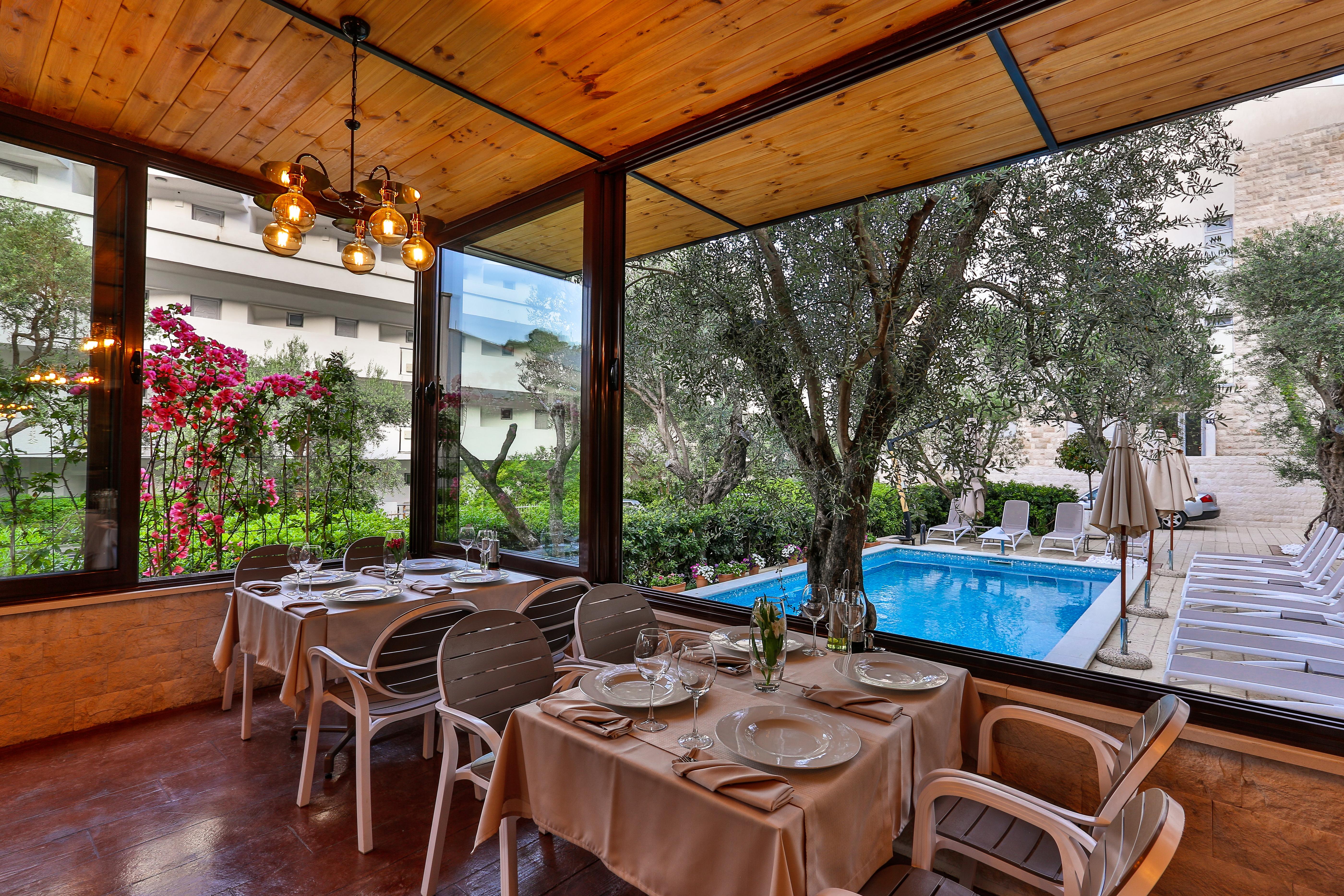 Hotel Harmony By Aycon Petrovac na moru Exterior foto