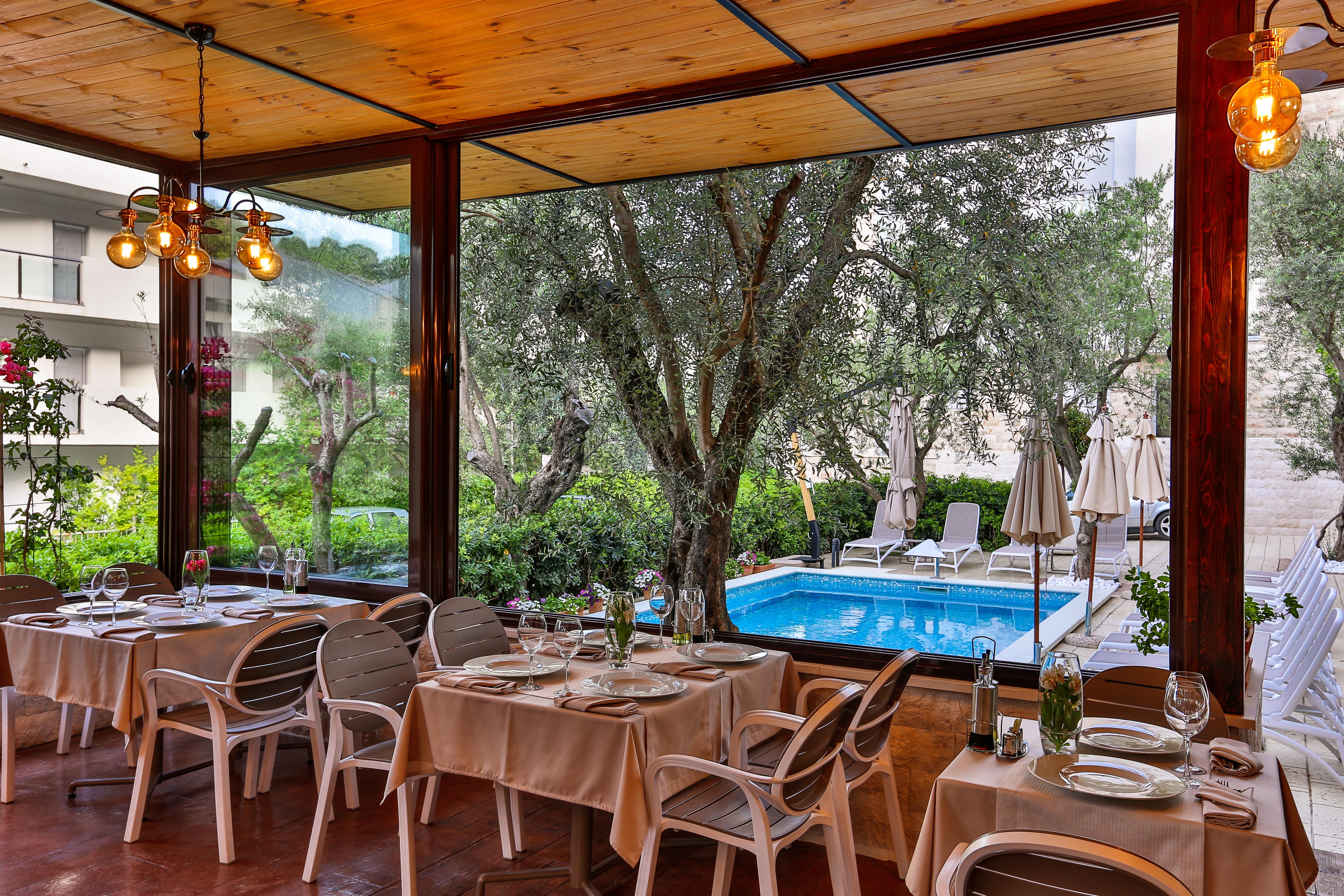 Hotel Harmony By Aycon Petrovac na moru Exterior foto