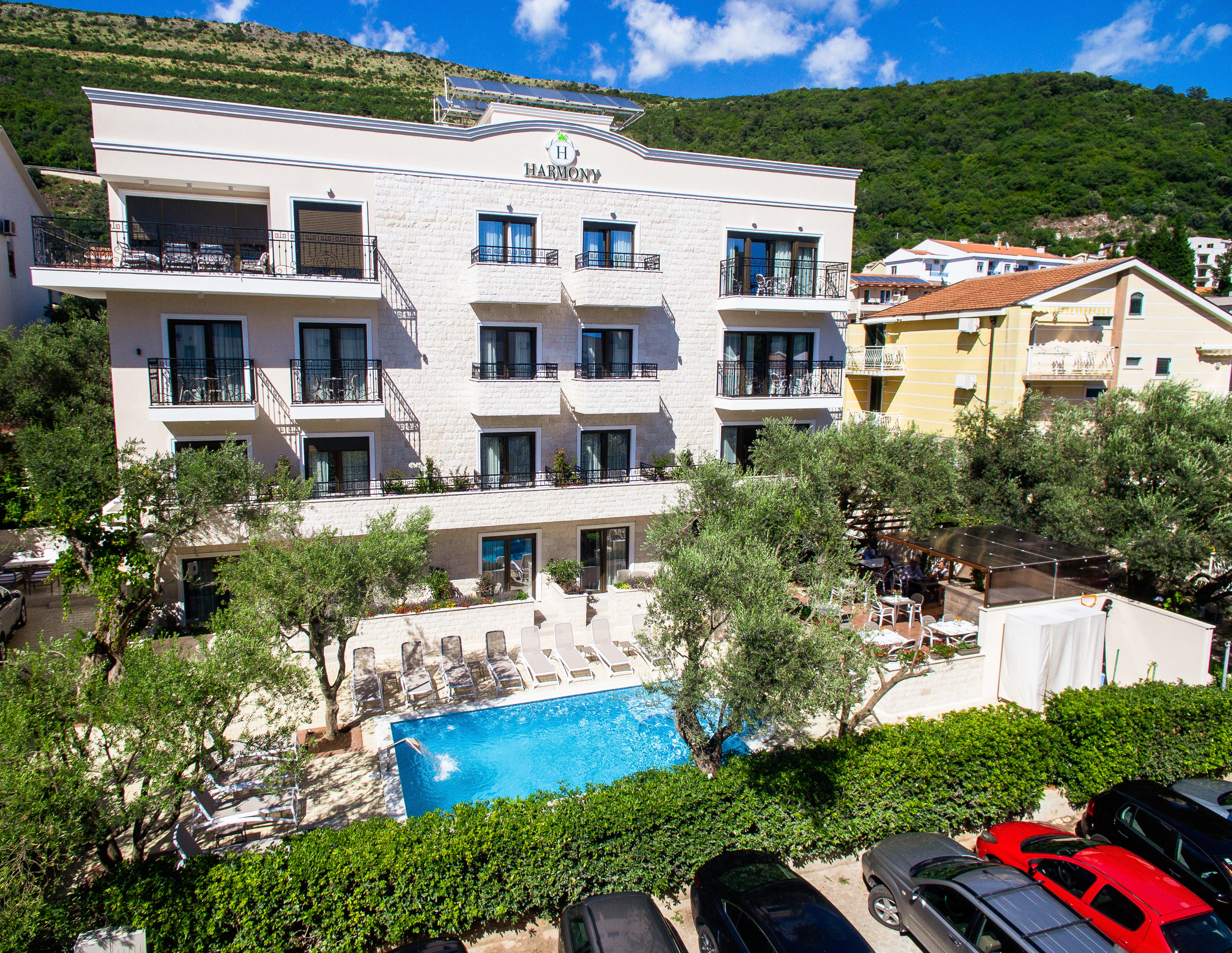 Hotel Harmony By Aycon Petrovac na moru Exterior foto